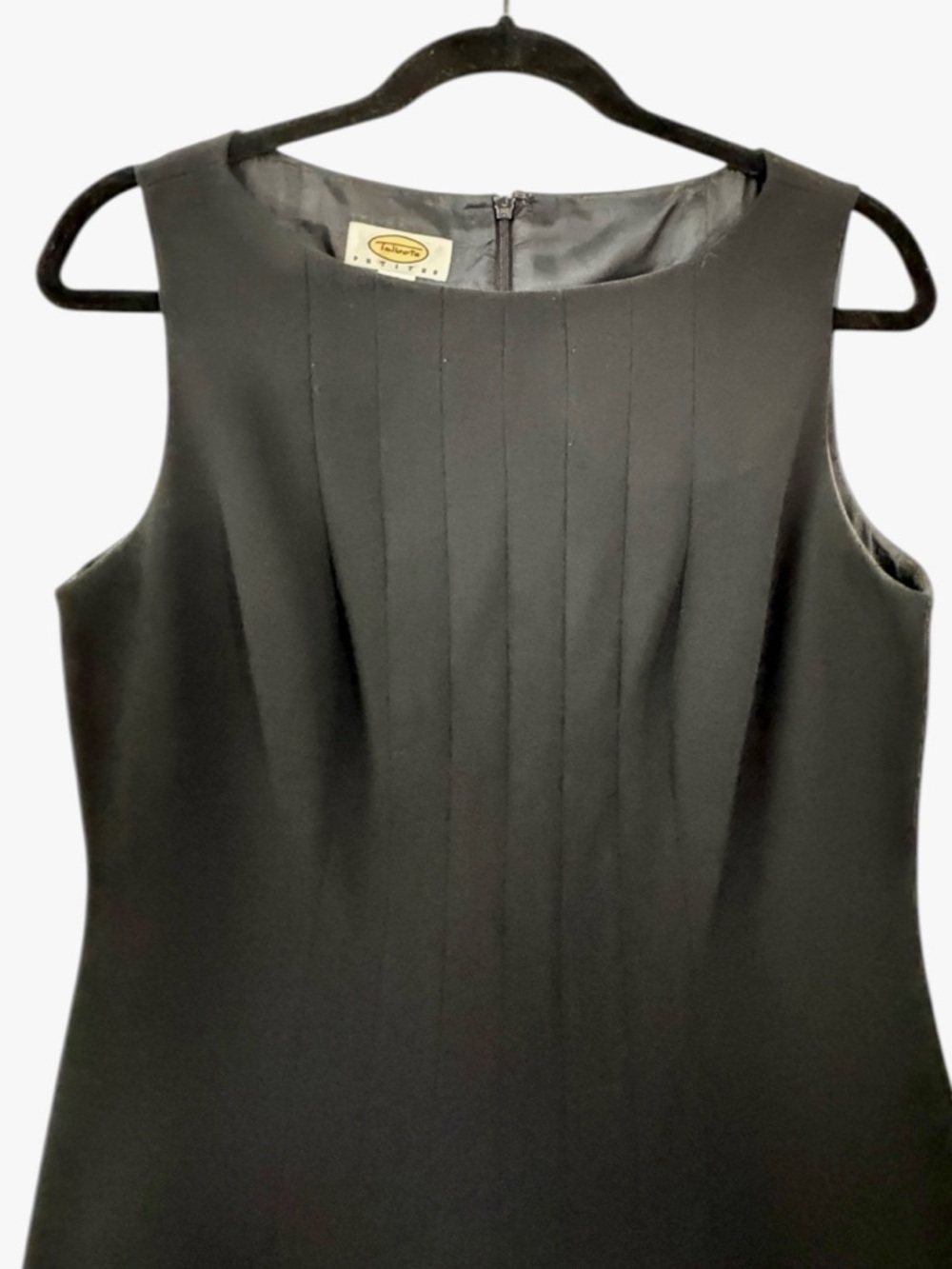 Talbots Petites Black Sleeveless Fit & Flare Dress Sz 10 Classic Career Cocktail - Picture 6 of 10